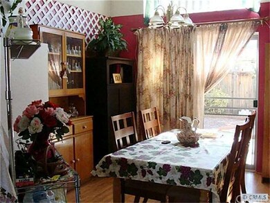 Dining Area - photo 2