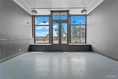 101 N 1st St, Clarksville, MO 63336 - photo 4