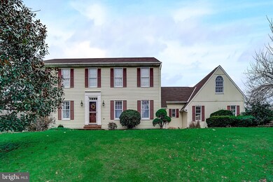 4929 Meadowview Dr, Macungie, PA 18062 - photo 2