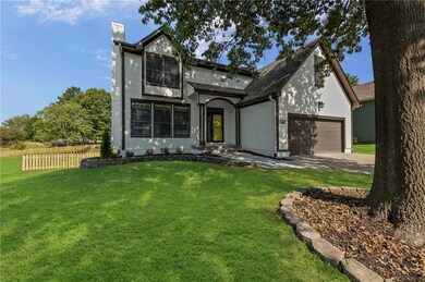 1508 Bridlewood Ln, Raymore, MO 64083 - photo 3