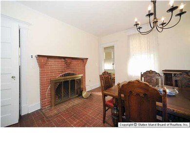 270 College Ave, Staten Island, NY 10314 - photo 6