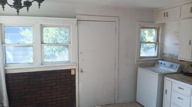 306 N 22nd St, Enid, OK 73701 - photo 4