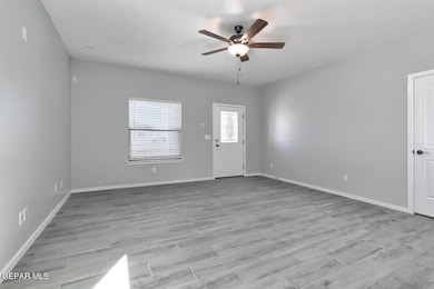 13812-Paseo-Alegre-Living-2