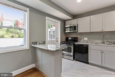 464 Burns St SE, Washington, DC 20019 - photo 4
