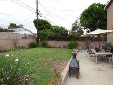 SUPER LARGE YARD, ROOM FOR A POOL