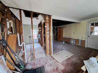 1176 New Hampshire Route 175, Campton, NH 03223 - photo 5