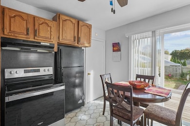 50 Cumberland Cir, Lynn, MA 01904 - photo 5