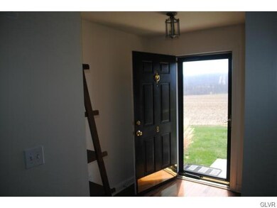 1804 Merlot Dr unit B, Easton, PA 18045 - photo 3