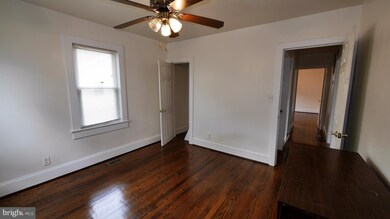 18630 Triangle St, Triangle, VA 22172 - photo 6