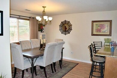 1112 Juanita Way, Central Point, OR 97502 - photo 6