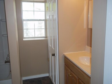 569 Flamingo Circle 005