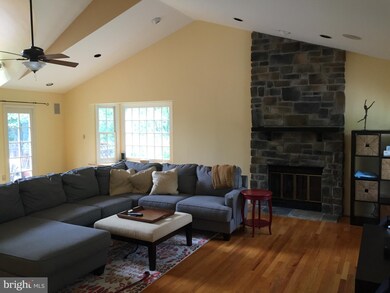 14417 Rich Branch Dr, North Potomac, MD 20878 - photo 3