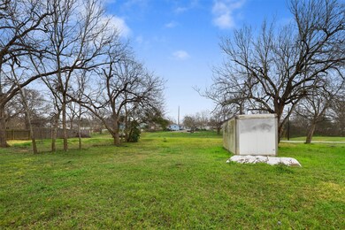 6th Kansas St, Rosenberg, TX 77471 - photo 2