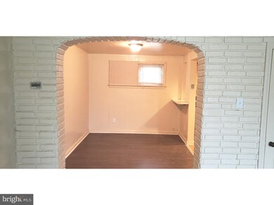 566 Raritan St, Camden, NJ 08105 - photo 6