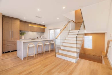 286 Broadway unit 2, Cambridge, MA 02139 - photo 2