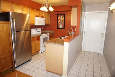 27991 Rollcrest Rd unit 1, Farmington Hills, MI 48334 - photo 2