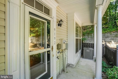 9192 Cardinal Forest Ln unit 46, Lorton, VA 22079 - photo 4