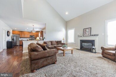 2136 Lincolnshire Rd, Furlong, PA 18925 - photo 5