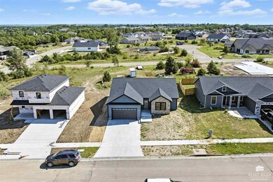 2525 Wren Ln, Junction City, KS 66441 - photo 7