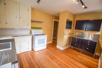 40 Wood Ave, Concord, NH 03301 - photo 5