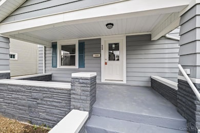 424 Cleveland Ave, Hamilton, OH 45013 - photo 2