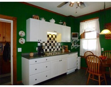 21 Congress St, Amesbury, MA 01913 - photo 4