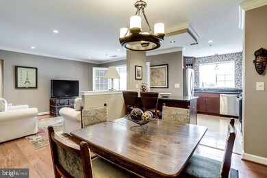 4121 S Four Mile Run Dr unit 402, Arlington, VA 22204 - photo 5