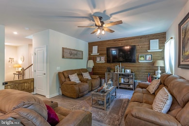 231 Courthouse Manor Dr, Stafford, VA 22554 - photo 3