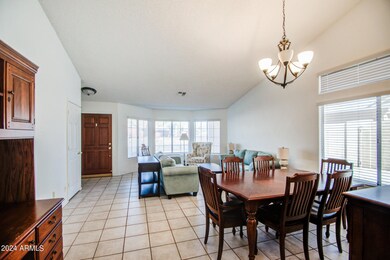 LIVING ROOM 2 (1)