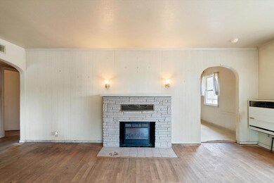 1700 Dana Dr, Redding, CA 96003 - photo 4