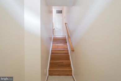 25374 Peaceful Terrace, Aldie, VA 20105 - photo 3