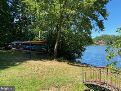 15760 Widewater Dr, Dumfries, VA 22025 - photo 3