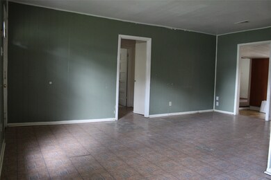 7530 Bradford St, Houston, TX 77087 - photo 3