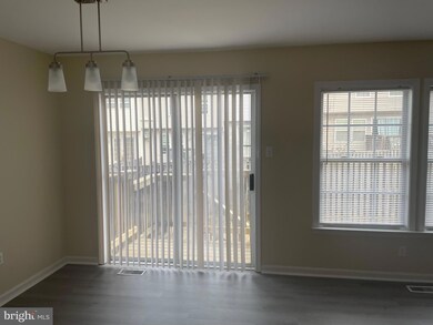 11 E Calabash Ct, Martinsburg, WV 25405 - photo 5