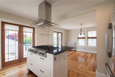 11 Harrison Ave, Newport, RI 02840 - photo 4