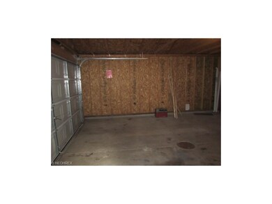 1905 S Compton Rd, Cleveland, OH 44118 - photo 5