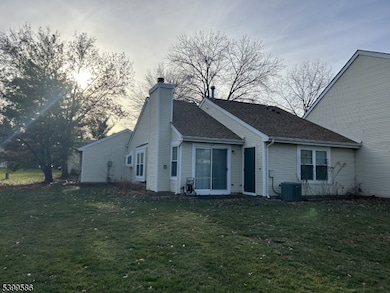 123 Winchester Way, Somerset, NJ 08873 - photo 4