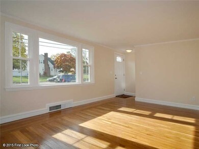 120 Lawnacre Dr, Cranston, RI 02920 - photo 4