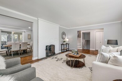 2021-03-03 1527 Pemberton Dr 15