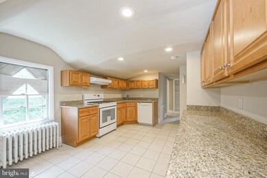 600 Stokes Ave unit 3RD FLOOR, Collingswood, NJ 08108 - photo 5