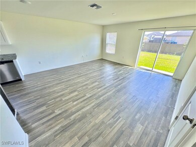 26 NE 12th Terrace, Cape Coral, FL 33909 - photo 5