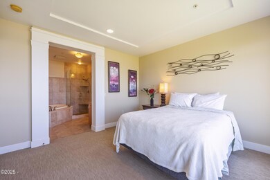 1125 NW Spring St unit A-6 (203), Newport, OR 97365 - photo 5