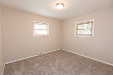 1806 Gibson St, Cedar Falls, IA 50613 - photo 6
