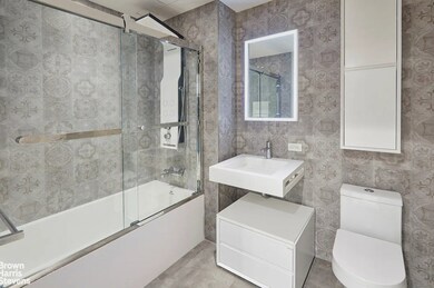 unlisted-address, New York, NY 10013 - photo 6