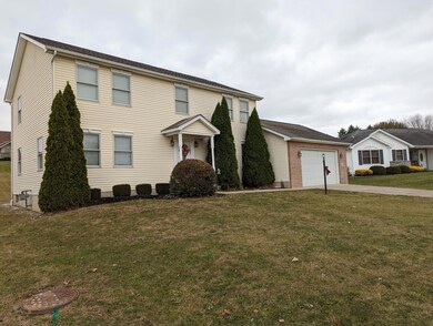 1078 Ridge Dr, Circleville, OH 43113 - photo 2