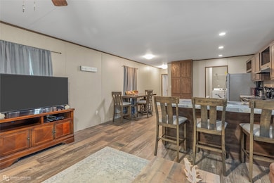 1048 Merritt Mountain Rd, Many, LA 71449 - photo 7