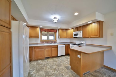 39604 Outing Ct, Browerville, MN 56438 - photo 3