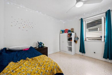 313 SW 7th St, Hallandale Beach, FL 33009 - photo 7