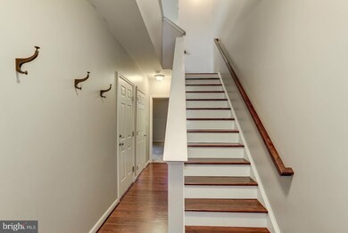 16782 Blackjack Oak Ln unit 37, Woodbridge, VA 22191 - photo 3