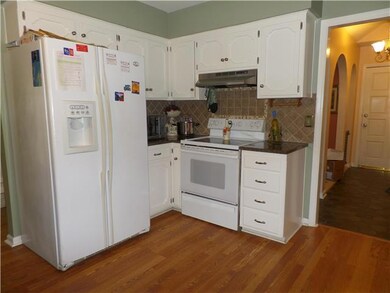 9915 Westgate St, Lenexa, KS 66215 - photo 6